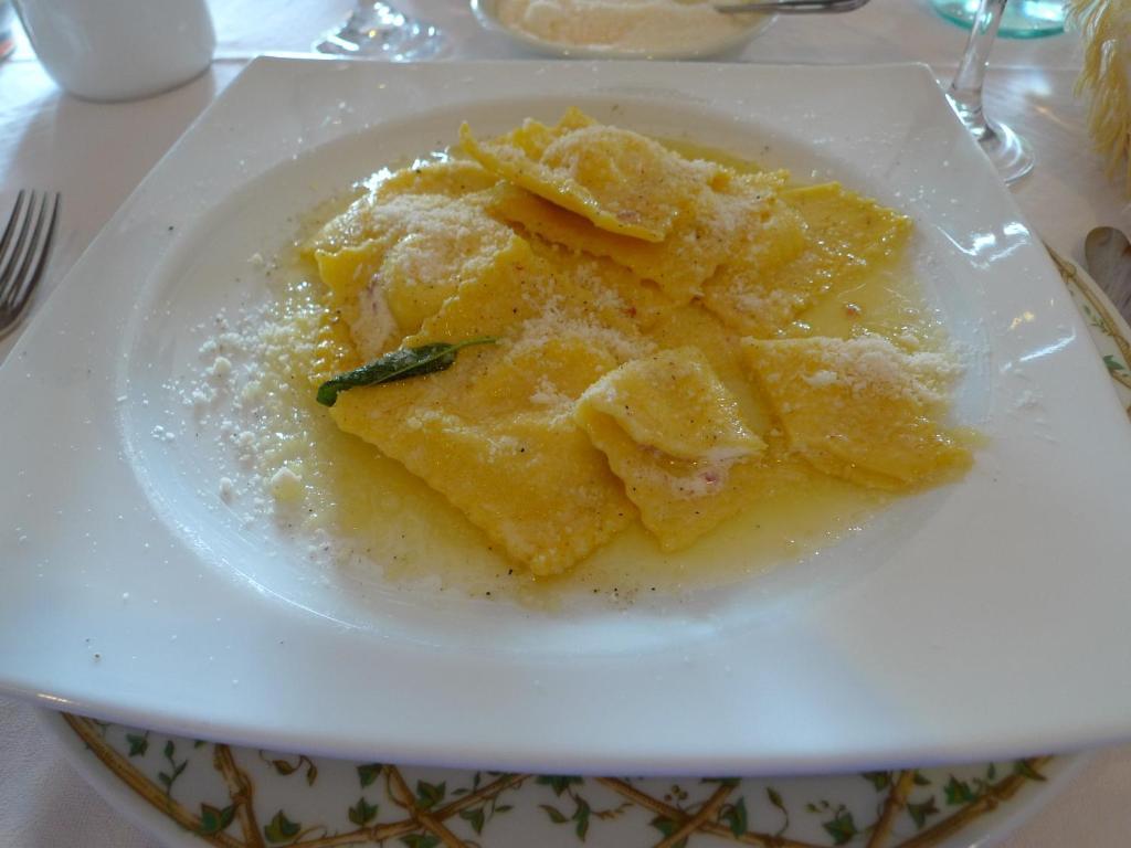 Al Giardino Hotel Fanna Luaran gambar